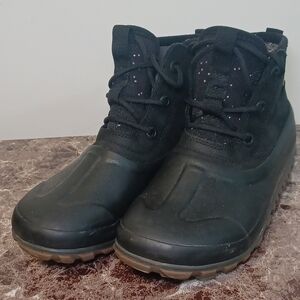 Neo Tech - Black Ankle Boots with Waterproof Design and Non-Slip Soles